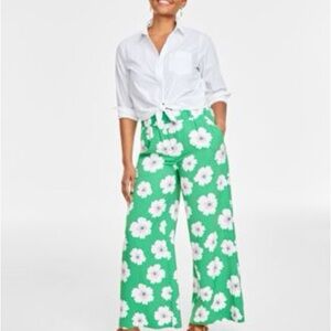 Chic Green Floral Wide-Leg Pants